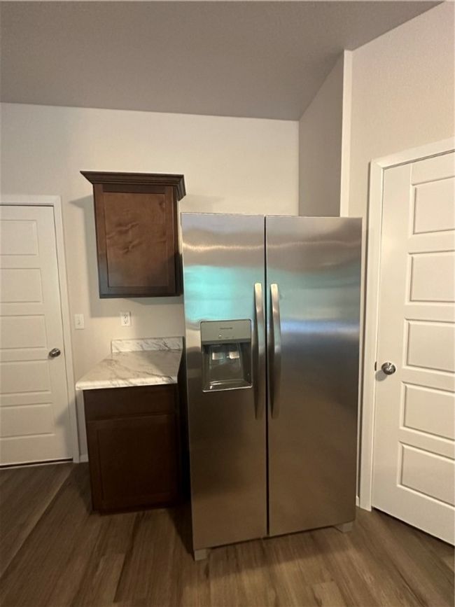 Move in Ready! Actual photo! | Image 6