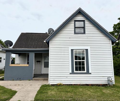 42 Warner Ave, Chillicothe, OH, 45601-2868 | Card Image