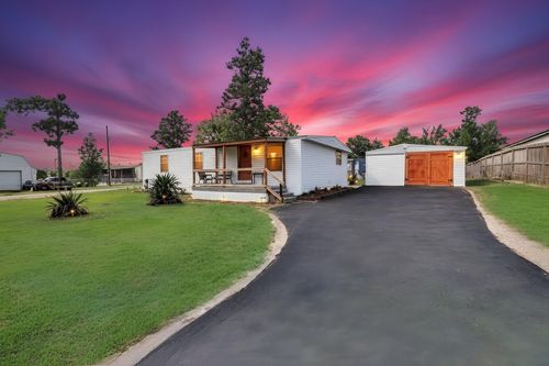 132 Hackberry Cove Ln, Onalaska, TX, 77360-7044 | Card Image