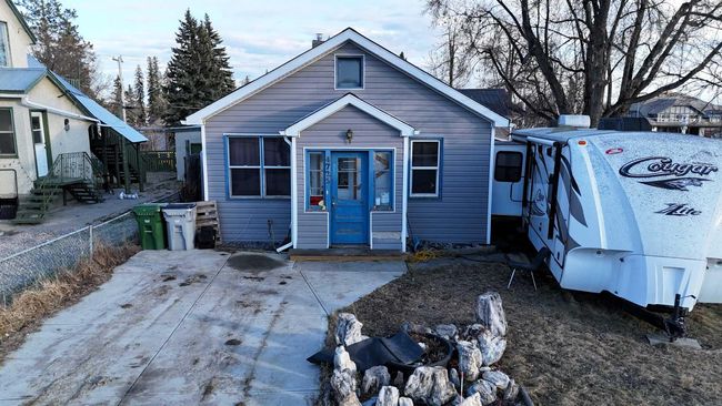 4725 5 Ave, House other with 4 bedrooms, 2 bathrooms and null parking in Edson AB | Image 32