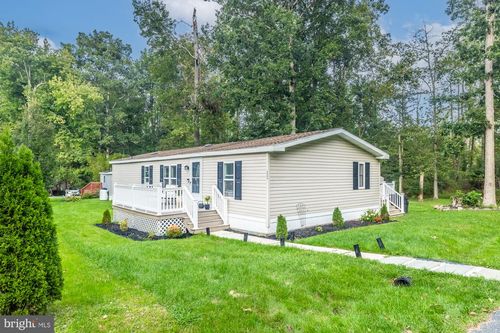 11 Comanche Ln, HONEY BROOK, PA, 19344-9425 | Card Image