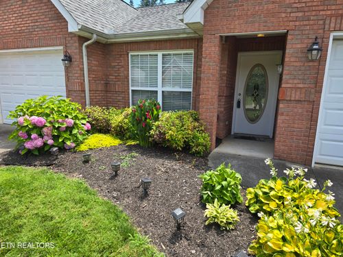 2921 Dominion Dr, Maryville, TN, 37803-8337 | Card Image