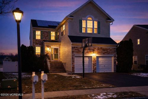 10 Hemingway Ln, Columbus, NJ, 08022-2325 | Card Image