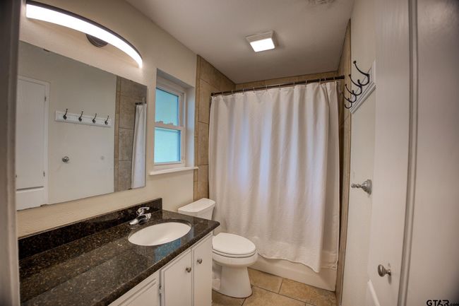 3662 An County Road 359, Home with 3 bedrooms, 3 bathrooms and null parking in Palestine TX | Image 26