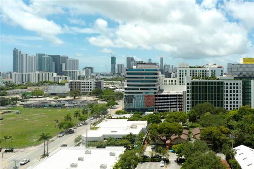 36 Nw 32nd St, Miami, FL, 33127-3714 | Card Image