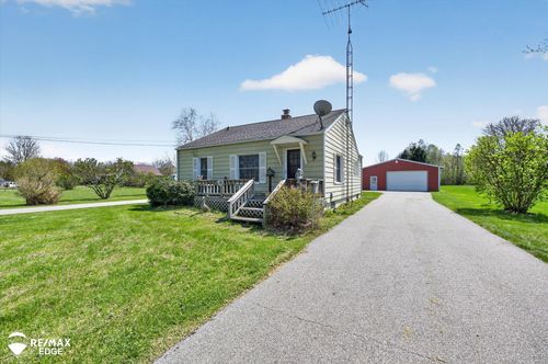 5391 W Dodge Rd, Clio, MI, 48420-8535 | Card Image