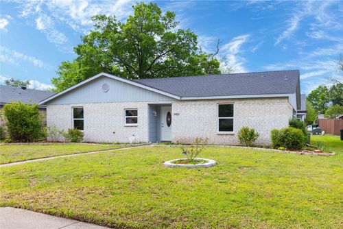 2822 Chariot Ln, Garland, TX, 75044-5546 | Card Image