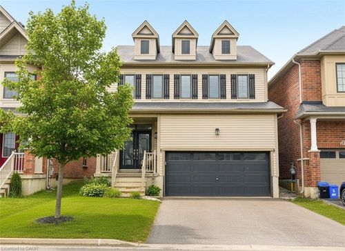 105 Larry Cres, Caledonia, ON, N3W0B2 | Card Image