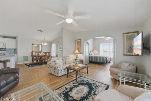 550 Charlemagne Blvd, NAPLES, FL, 34112-7045 | Card Image