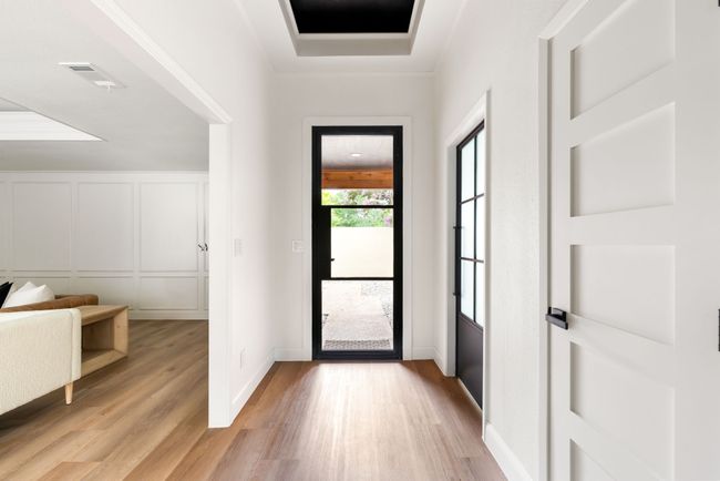 16918 Hunters Point Dr, House other with 4 bedrooms, 3 bathrooms and null parking in Dallas TX | Image 4