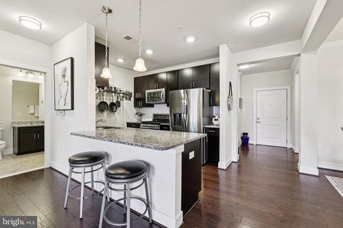 3-206-2907 Bleeker St, FAIRFAX, VA, 22031-1050 | Card Image