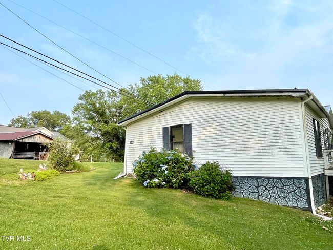 446 Bethel Rd, House other with 3 bedrooms, 2 bathrooms and null parking in Nickelsville VA | Image 30
