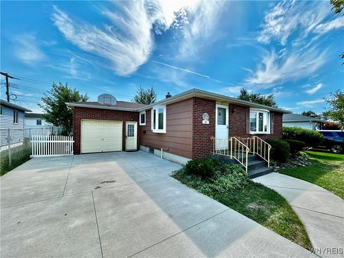 55 Barnabas Dr, Depew, NY, 14043-1803 | Card Image