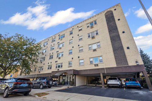 apt-4g-8245 Belmont Ave, River Grove, IL, 60171-1048 | Card Image