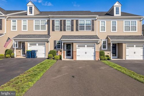 315 W Hamlin Ave, TELFORD, PA, 18969-1448 | Card Image