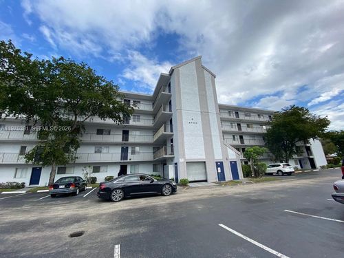 apt-305-8700 N Sherman Cir, Miramar, FL, 33025-2046 | Card Image