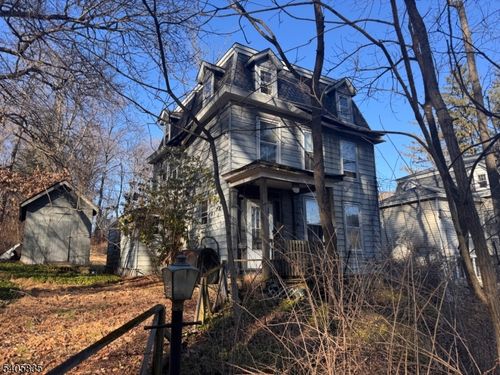 4 High St, Glen Gardner, NJ, 08826-3631 | Card Image