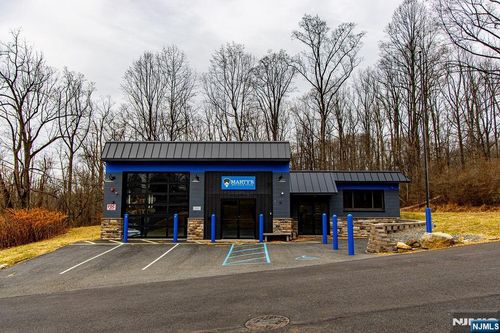 99 Main St, High Bridge, NJ, 08829 | Card Image