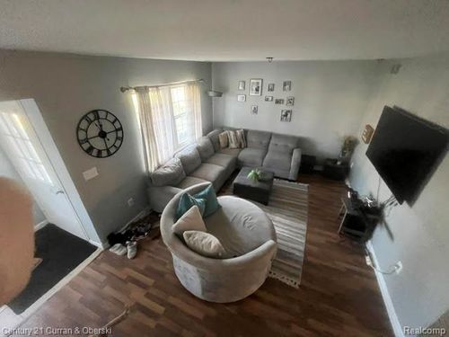 42607 Savoy Ct, Northville, MI, 48167-1938 | Card Image