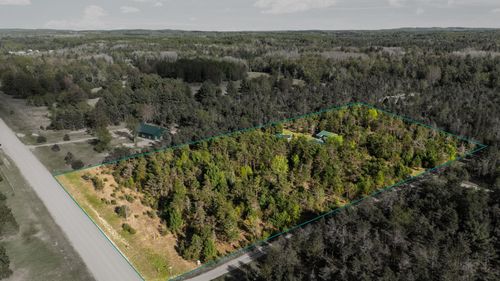 4091 W Crofton Rd Sw, South Boardman, MI, 49680-9655 | Card Image