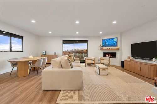 401-5826 W Olympic Blvd, Los Angeles, CA, 90036-5698 | Card Image