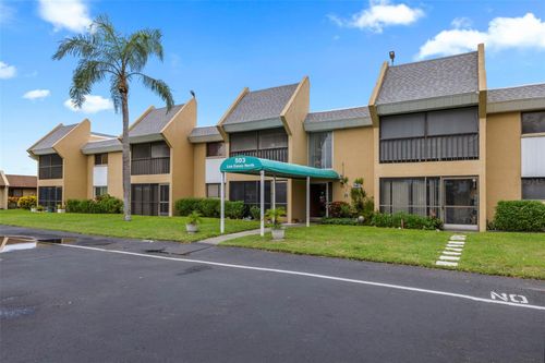 b16-503 Albee Farm Rd, VENICE, FL, 34285-6284 | Card Image