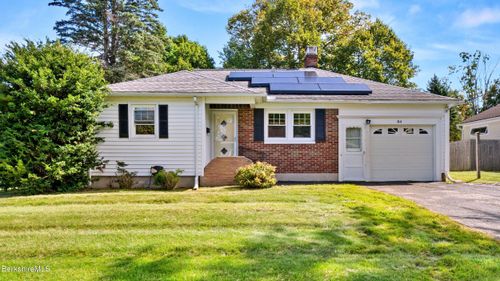84 Lillian St, Pittsfield, MA, 01201 | Card Image
