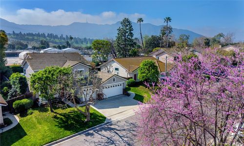 1130 Dincara Rd, Burbank, CA, 91506 | Card Image