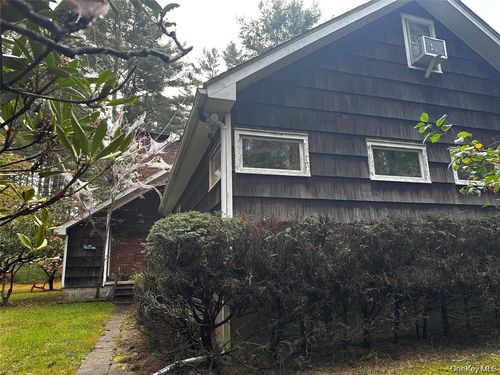 90 Hillside Rd, Barryville, NY, 12719-5513 | Card Image