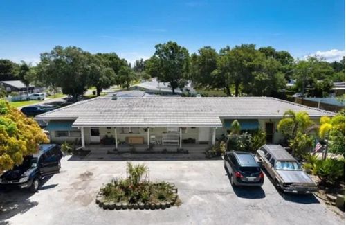 1806 57th St S, GULFPORT, FL, 33707-4146 | Card Image