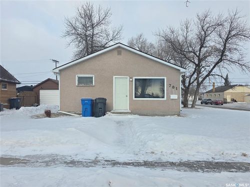 701 3rd Street, Estevan, SK, S4A0P7 | Card Image