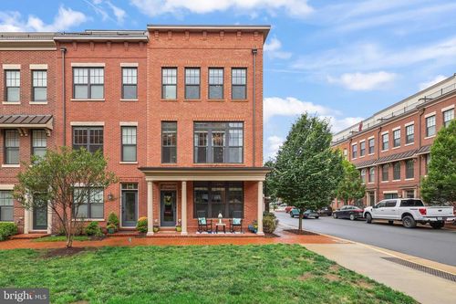 400 Ironsides Sq Se, LEESBURG, VA, 20175-3751 | Card Image