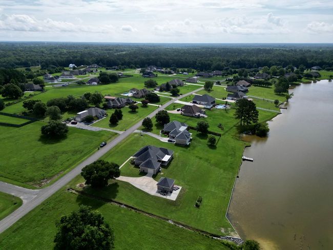 183 Shore Crest Cir, House other with 3 bedrooms, 3 bathrooms and 3 parking in Carriere MS | Image 87