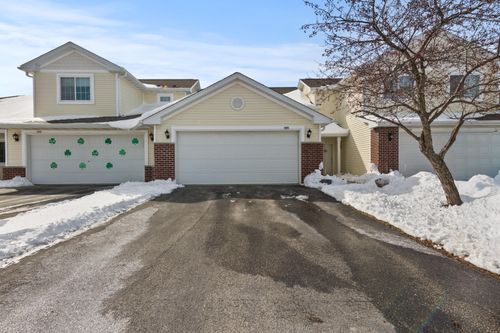 885 N Cumberland Ln, Port Washington, WI, 53074-9693 | Card Image