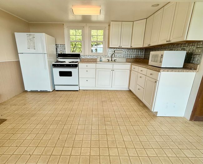 1366 Lake Shore Rd, House other with 1 bedrooms, 1 bathrooms and null parking in Chazy NY | Image 22