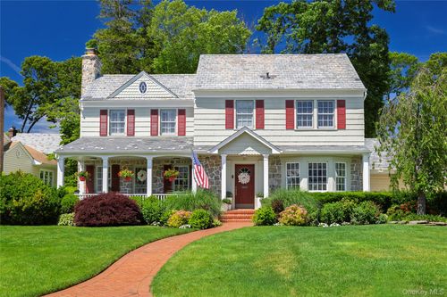 49 Andover Rd, Rockville Centre, NY, 11570-1520 | Card Image