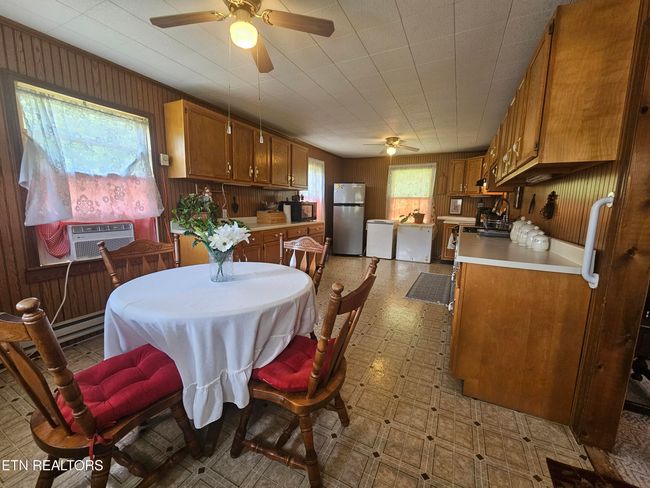1106 Smyth Chapel Rd, House other with 3 bedrooms, 2 bathrooms and null parking in Pennington Gap VA | Image 8
