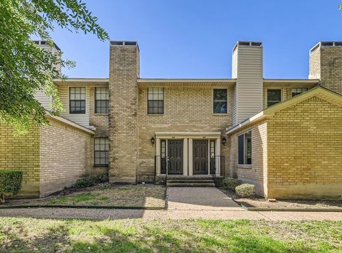 512-8400 Jamestown Dr, Austin, TX, 78758-7912 | Card Image