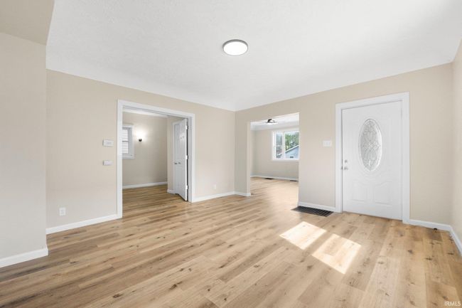 1614 E Lewis St, House other with 5 bedrooms, 2 bathrooms and null parking in Fort Wayne IN | Image 9