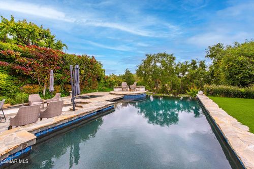 4646 Pine Valley Pl, Westlake Village, CA, 91362-4721 | Card Image