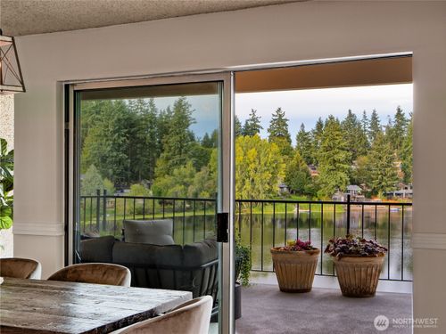 apt-401-322 N 134th St, Seattle, WA, 98133-7444 | Card Image