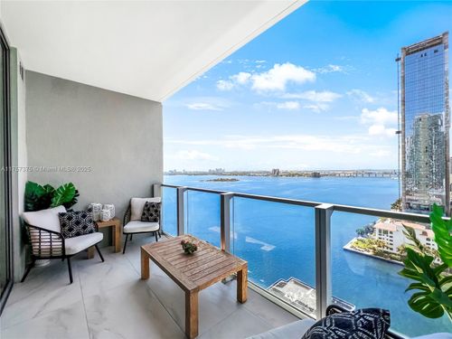unit-2008-2900 Ne 7th Ave, Miami, FL, 33137-4443 | Card Image