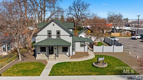 46 E Pine Ave, Meridian, ID, 83642-2329 | Card Image