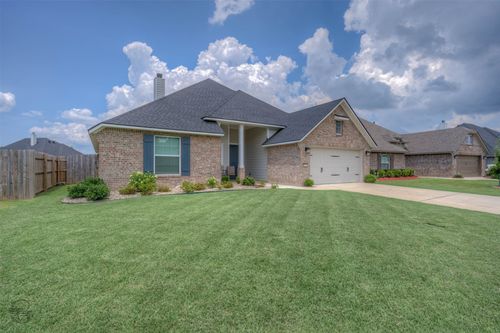 241 Cullom Dr, Bossier City, LA, 71112-2085 | Card Image