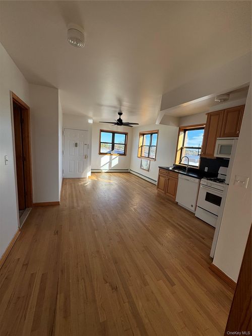 3-7112 66th Dr, Middle Village, NY, 11379-2195 | Card Image