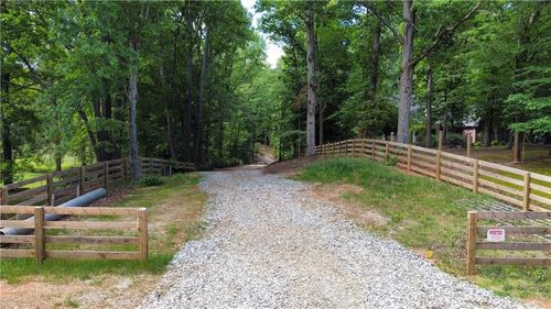 6775 Frix Rd, Cumming, GA, 30028-4834 | Card Image