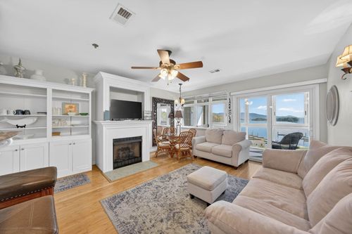 224-1245 Graves Harbor Trl, Huddleston, VA, 24104-3657 | Card Image