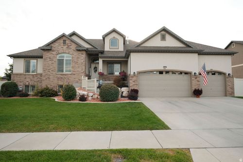 1806 S 3525 W, Syracuse, UT, 84075-9635 | Card Image