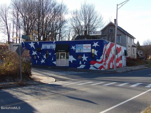 49 Madison Ave, Pittsfield, MA, 01201-4028 | Card Image