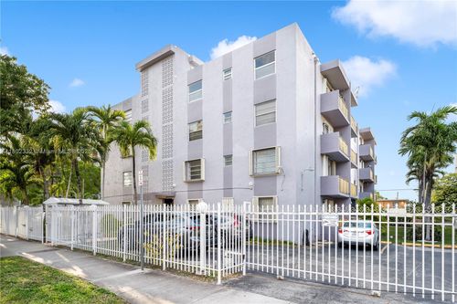 apt-8-1661 Sw 3rd St, Miami, FL, 33135-3652 | Card Image